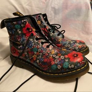 Floral 6 hole Dr Marten boots